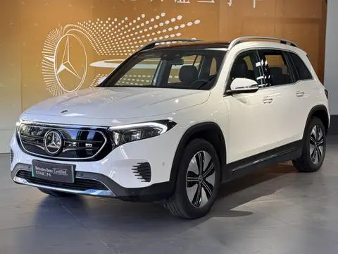 Mercedes-Benz EQB 2023