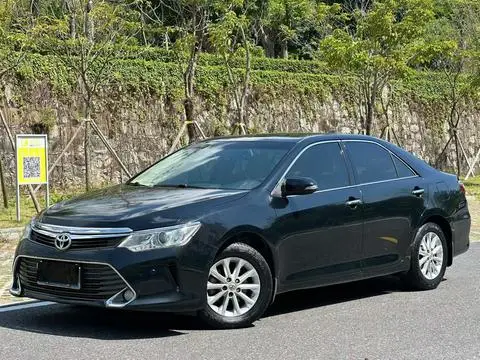 Toyota Camry 2015
