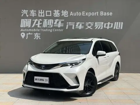 Toyota 赛那 2023