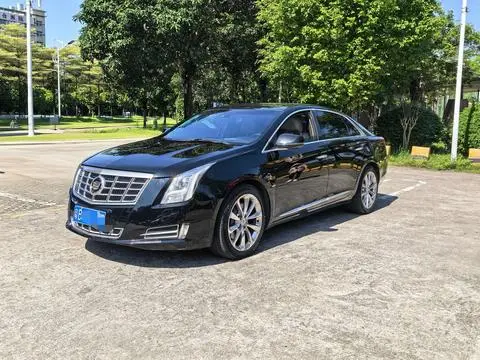 Cadillac XTS 2013 — фото 1