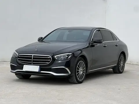 Mercedes-Benz E-Class 2022 — фото 1