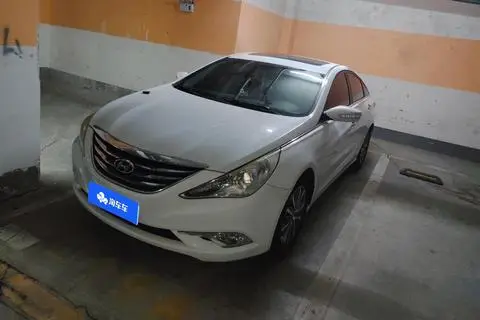 Hyundai 索纳塔八 2013