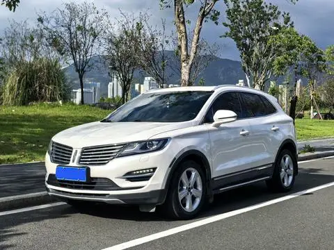 Lincoln MKC 2017