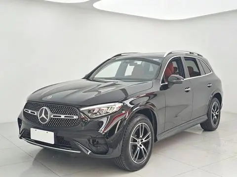 Mercedes-Benz GLC 2025