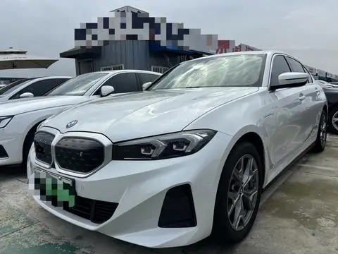 BMW i3 2025