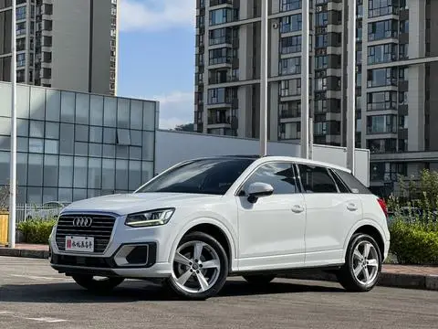 Audi Q2L 2018