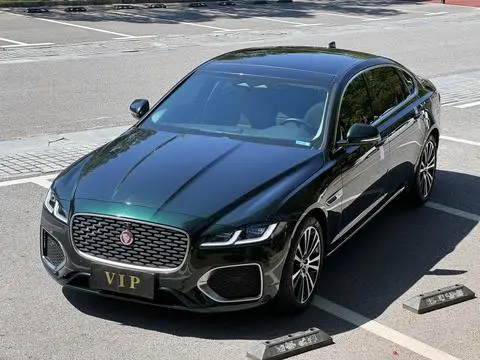 Jaguar XFL 2024 — фото 1