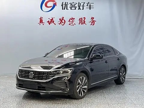 Volkswagen Passat 2024