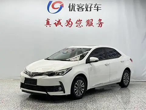 Toyota Corolla 2017 — фото 1