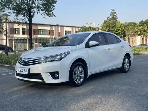 Toyota Corolla 2017 — фото 1