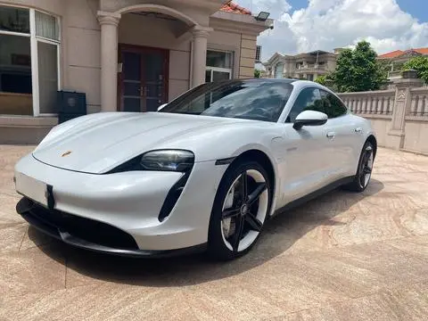Porsche Taycan 2019
