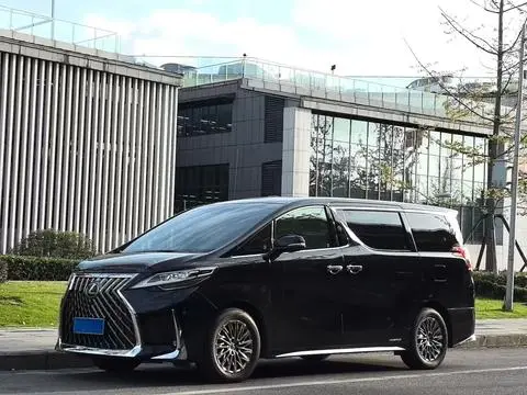 Lexus LM 2020