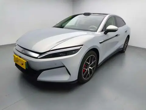 BYD Han L EV 2025