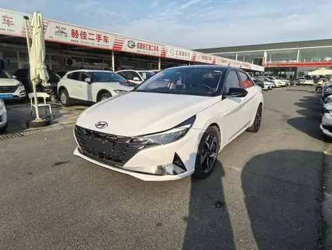 Hyundai Elantra 2021