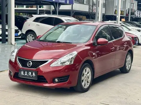 Nissan Tiida 2011