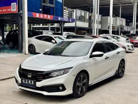 Honda Civic 2019 — фото 1