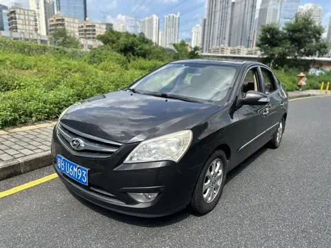 Hyundai 悦动 2010