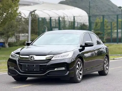 Honda Accord 2016 — фото 1