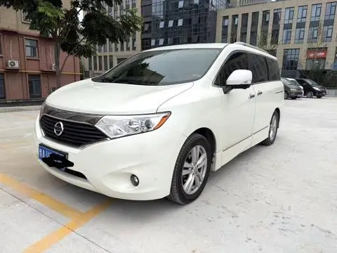 Nissan 贵士 2015