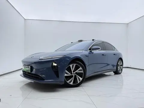 NIO ET5 2022