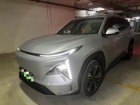 Geely L7 2024