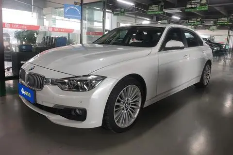 BMW 3 Series 2018 — фото 1
