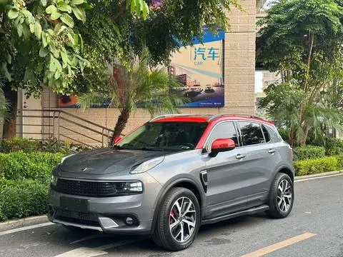 Lynk & Co 01 EM-P 2019