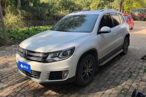 Volkswagen Tiguan 2016 — фото 1