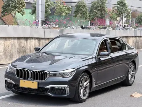 BMW 7 Series 2018 — фото 1