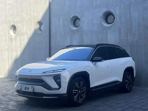 NIO ES6 2020