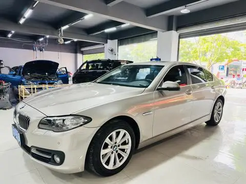BMW 5 Series 2013 — фото 1