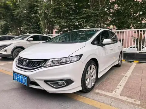 Honda Jade 2016 — фото 1