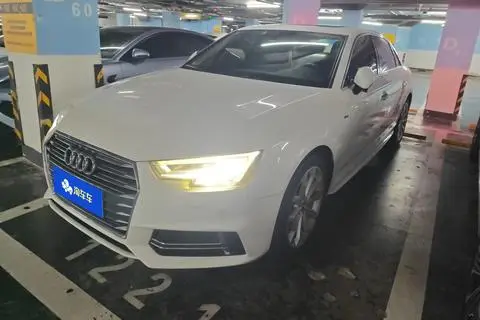 Audi A4L 2018 — фото 1