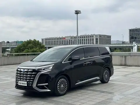 Denza D9 DM 2022
