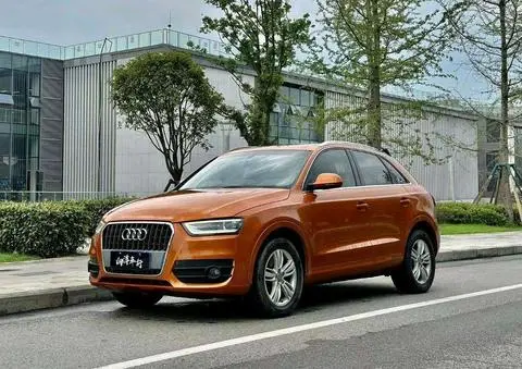 Audi Q3 2013 — фото 1