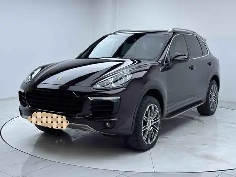 Porsche Cayenne 2016 — фото 1
