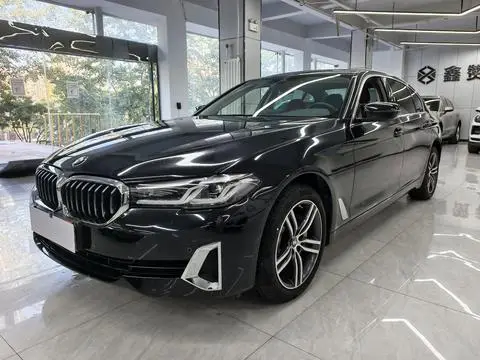 BMW 5 Series 2022 — фото 1