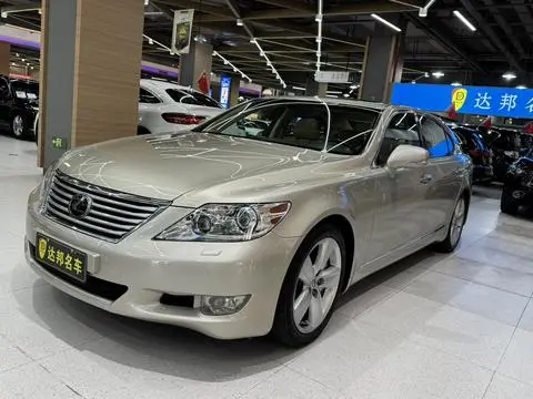 Lexus LS 2010