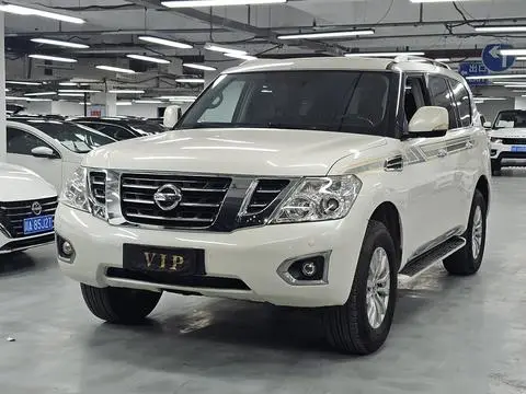 Nissan 途乐 2018 — фото 1