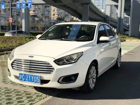Ford Escort 2015