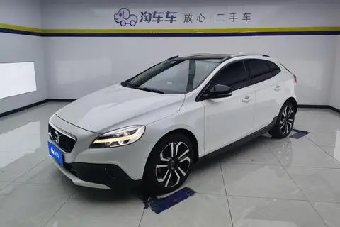 Volvo V40 2018