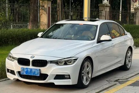 BMW 3 Series 2017 — фото 1