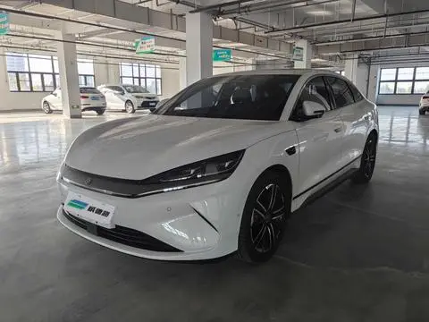 BYD 秦L EV 2025