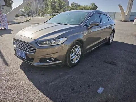Ford 蒙迪欧 2013