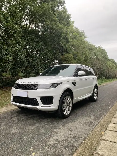 Land Rover 揽胜运动 2018 — фото 1