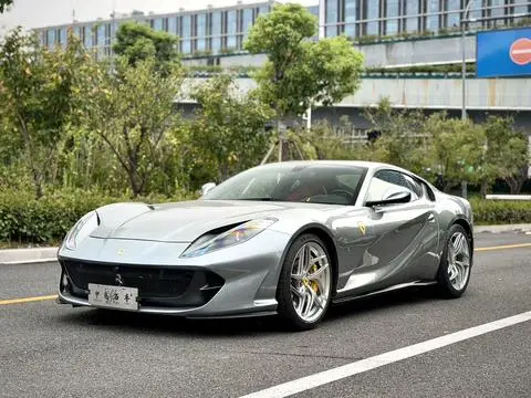 Ferrari 812 2017