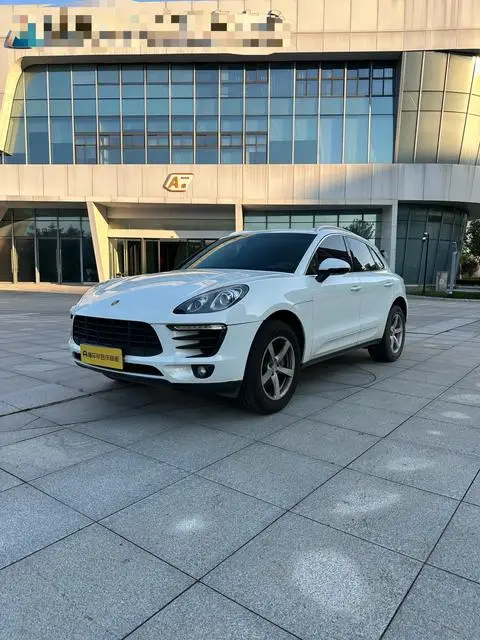 Porsche Macan 2016