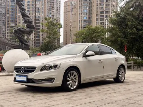 Volvo S60 2015
