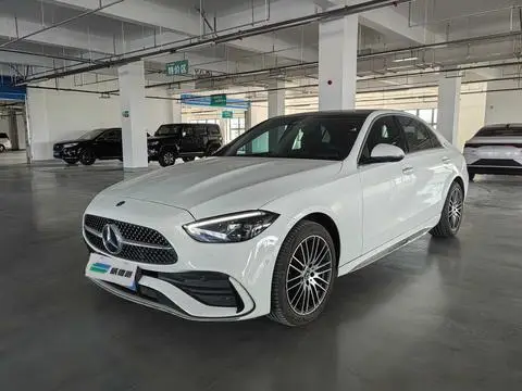 Mercedes-Benz C-Class 2024