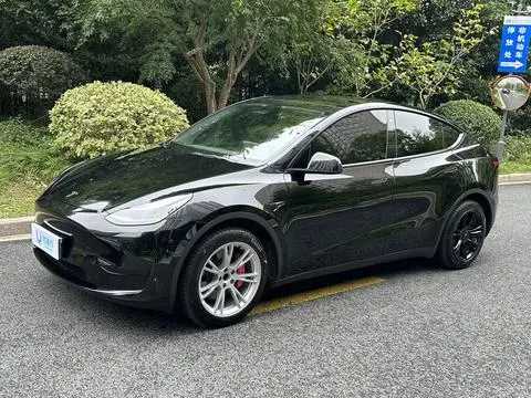 Tesla Model Y 2022 — фото 1